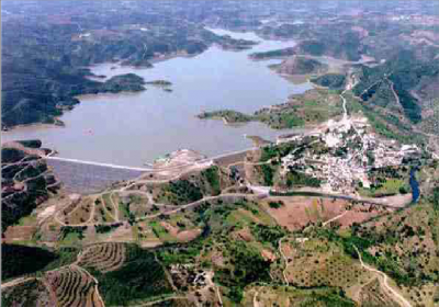 <div style="text-align:center; color:white;"><div style="font-size:17px; ">Odeleite – Beliche Hydroelectric Facility</div><br>Client: Instituto da Água<br>Year: 1991 – 1998</div>