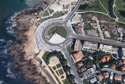 <div style="text-align:center; color:white;"><div style="font-size:17px; ">Waterfront promenade to Oporto City Park</div><br>Client: Porto 2001<br>Year: 2000 – 2002</div>