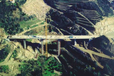 <div style="text-align:center; color:white;"><div style="font-size:17px; ">Viaduct to Km 1 +391</div><br>Client: Câmaras Municipais de Baião e Resende<br>Year: 1996 – 1998</div>