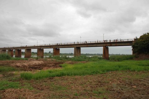 <div style="text-align:center; color:white;"><div style="font-size:17px; ">Extension of Bridge over the Licungo river (Mozambique)</div><br>Client: Estradas de Moçambique<br>Year: 2008 – 2009</div>