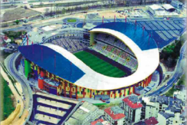 <div style="text-align:center; color:white;"><div style="font-size:17px; ">Estádio Municipal de Leiria</div><br>Cliente: Leirisport<br>Ano: 2001 – 2003</div>